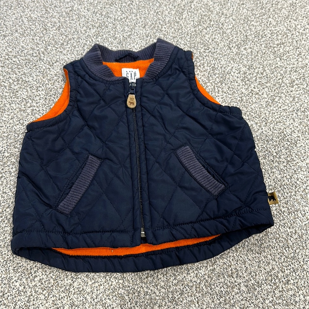 Baby gap puffer vest